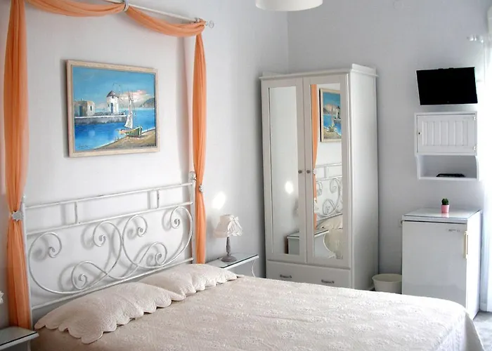 Arethousa Penzion Plaka (Milos)