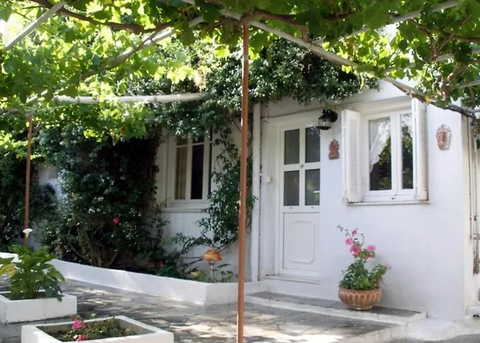 Arethousa Plaka (Milos)